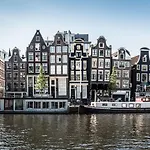 Hotell Amstelzicht 3*